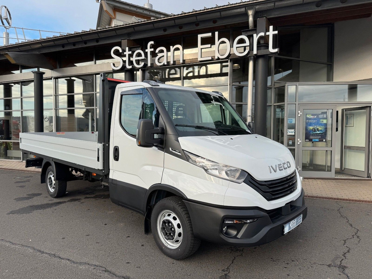 Iveco Daily 35S16 *R.3750mm*Automatik*AHK*Kamera* - Bestelwagen open laadbak: afbeelding 1 Iveco Daily 35S16 *R.3750mm*Automatik*AHK*Kamera* - Bestelwagen open laadbak: afbeelding 1