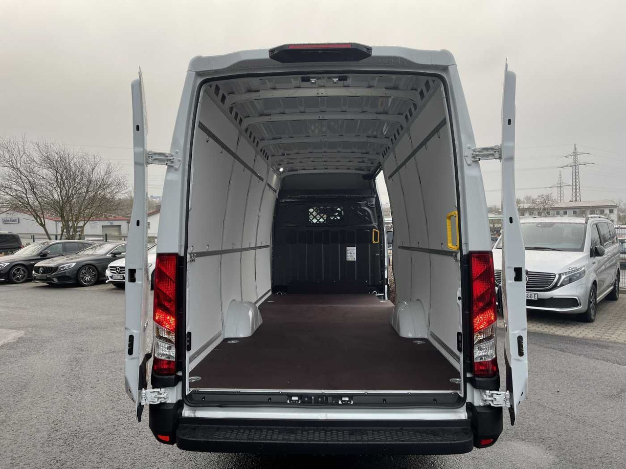 Iveco Daily 35S16V *Klima*R4.100mm* - Gesloten bestelwagen: afbeelding 5 Iveco Daily 35S16V *Klima*R4.100mm* - Gesloten bestelwagen: afbeelding 5