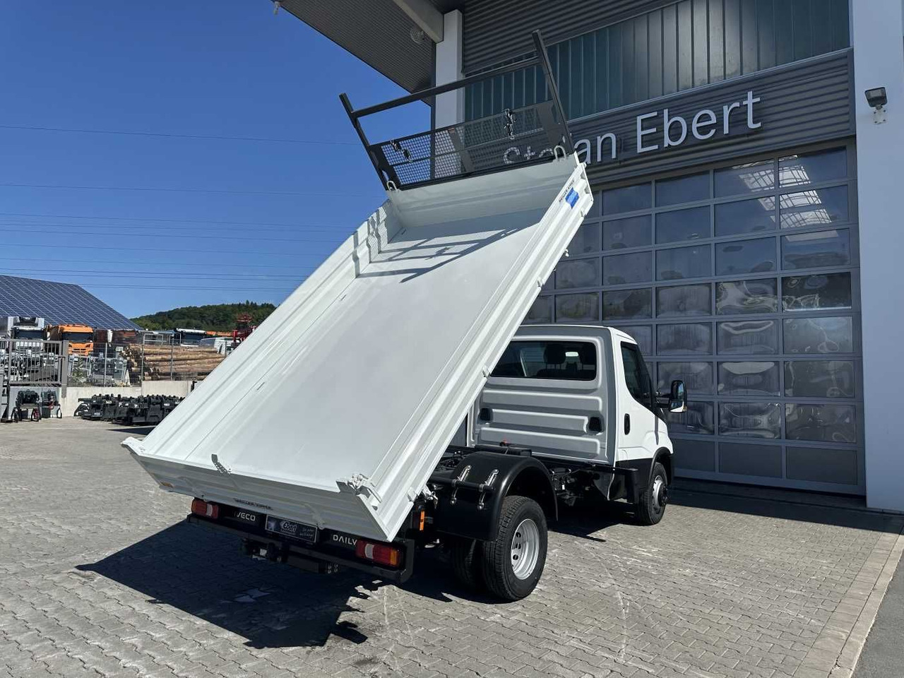 Iveco Daily 60C18H Kipper *R3.450mm*Kamera*2xAHK* - Kipper bestelwagen: afbeelding 5 Iveco Daily 60C18H Kipper *R3.450mm*Kamera*2xAHK* - Kipper bestelwagen: afbeelding 5