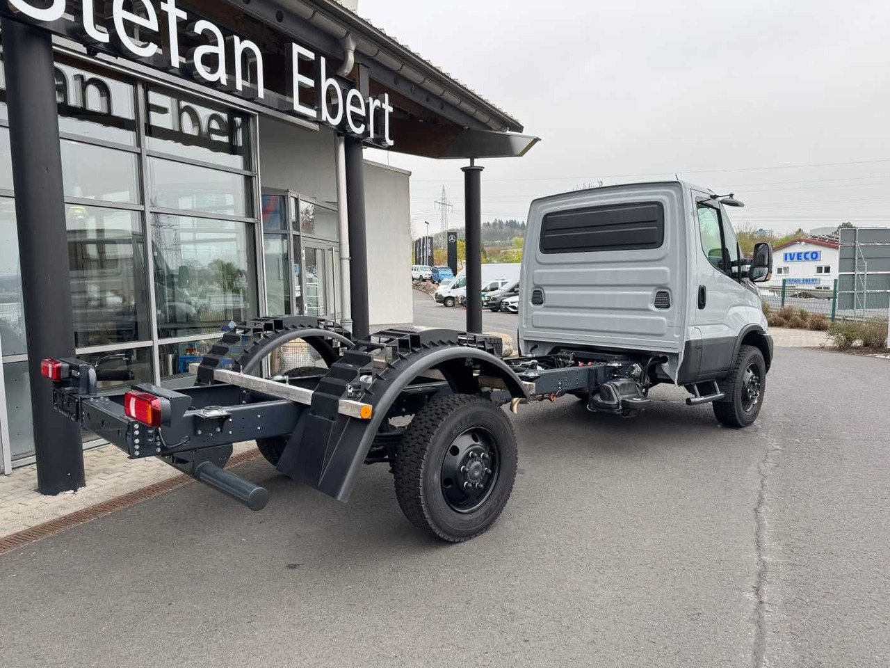 Iveco Daily 70S18 WX *4x4*Sperre*4.175mm* - Chassis vrachtwagen: afbeelding 3 Iveco Daily 70S18 WX *4x4*Sperre*4.175mm* - Chassis vrachtwagen: afbeelding 3