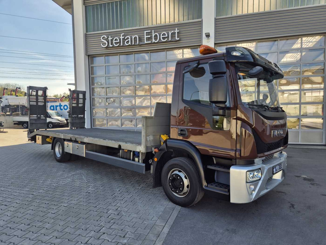 Iveco Eurocargo ML140E25/P Maschinentransporter Winde - Autovrachtwagen vrachtwagen: afbeelding 3 Iveco Eurocargo ML140E25/P Maschinentransporter Winde - Autovrachtwagen vrachtwagen: afbeelding 3