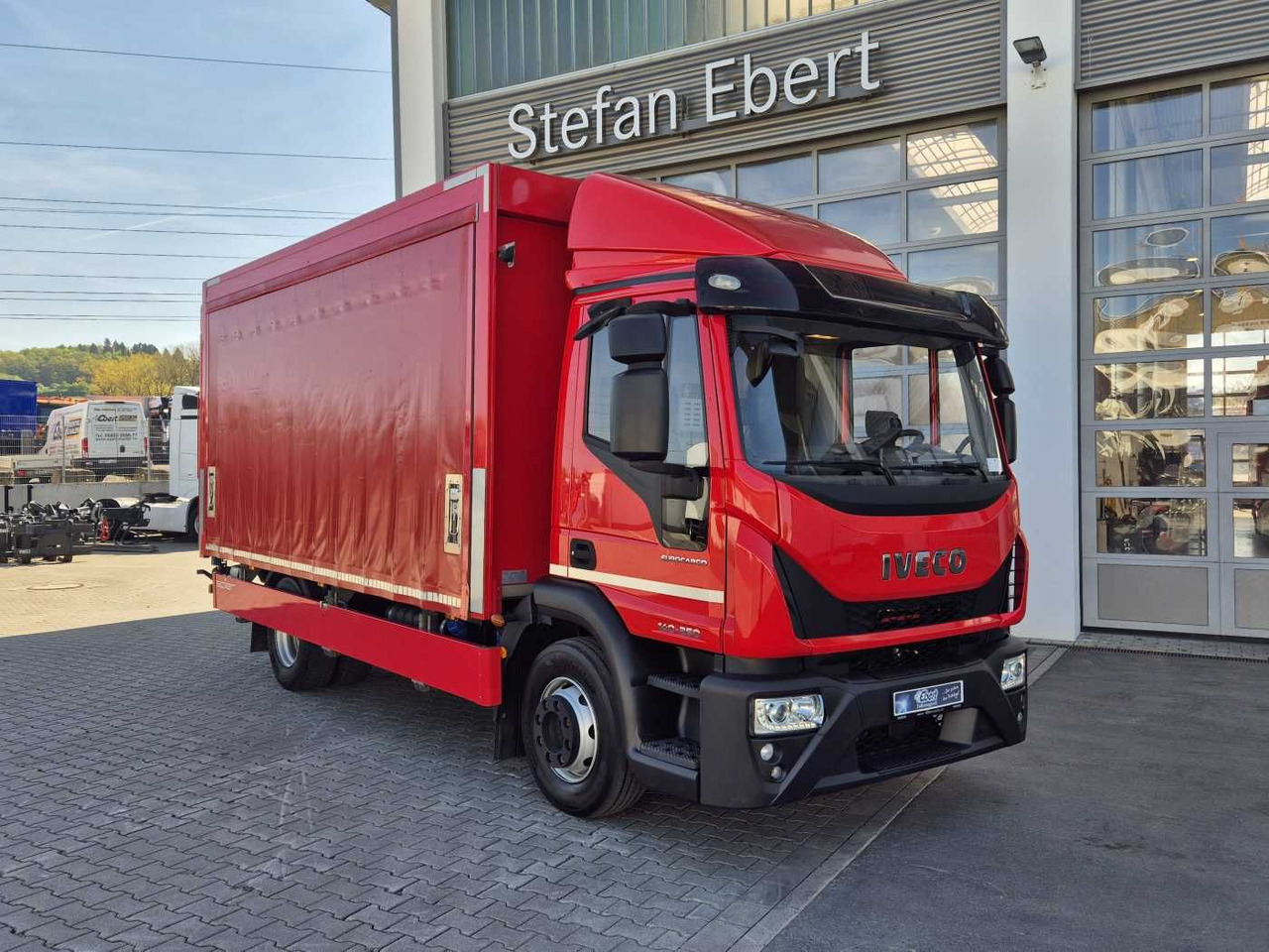 Iveco Eurocargo ML140E25/P Schiebeplanen LBW 1.500kg - Drankenwagen vrachtwagen: afbeelding 3 Iveco Eurocargo ML140E25/P Schiebeplanen LBW 1.500kg - Drankenwagen vrachtwagen: afbeelding 3