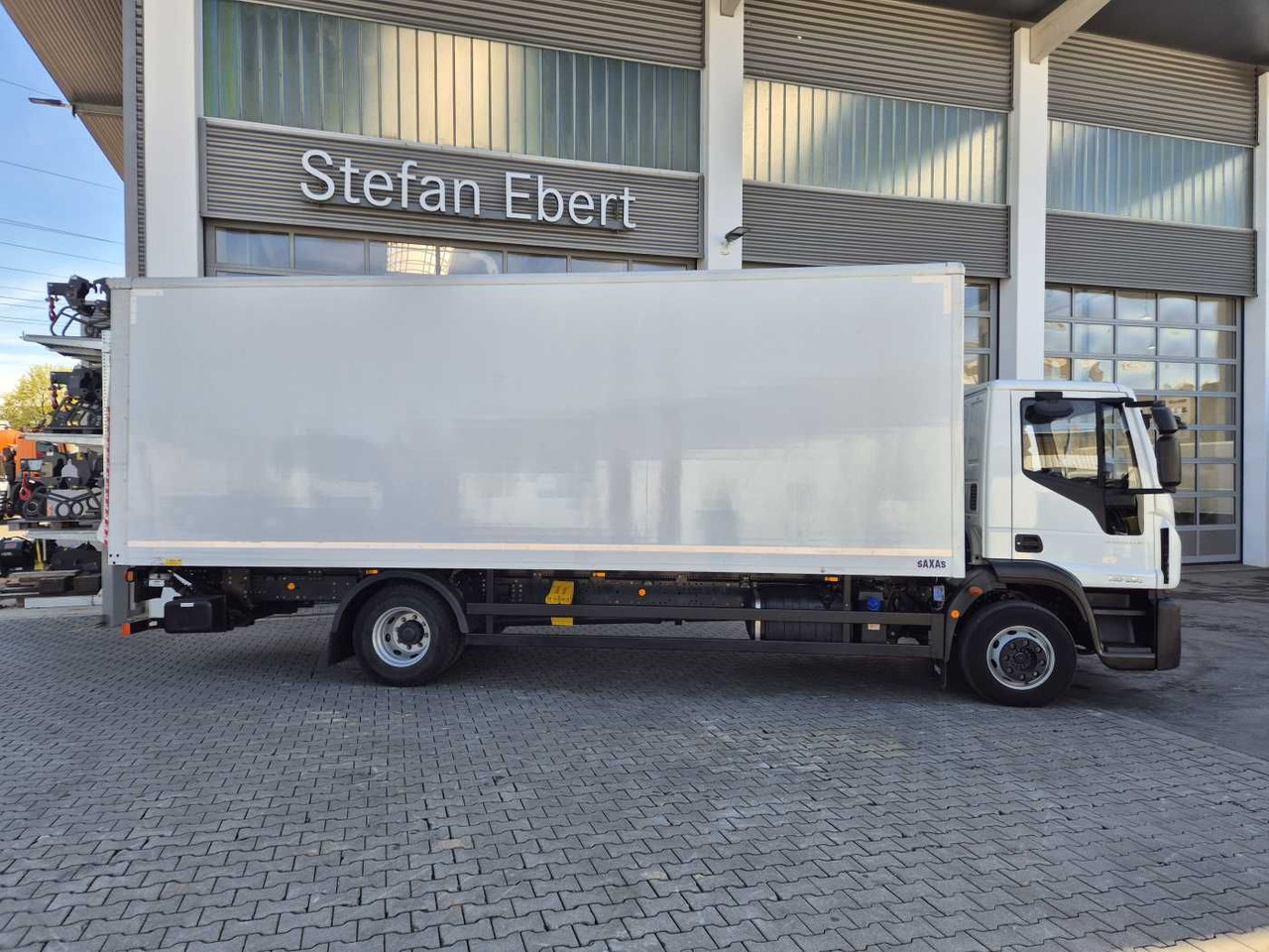 Iveco Eurocargo ML140E28/P 4x2 *LBW*AHK*Klima / 3x - Bakwagen: afbeelding 4 Iveco Eurocargo ML140E28/P 4x2 *LBW*AHK*Klima / 3x - Bakwagen: afbeelding 4