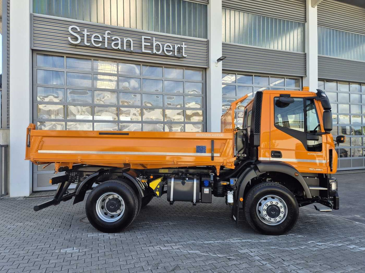 Iveco Eurocargo ML150E28W 4x4 Winterdienst Vorb. 2xAHK - Kipper vrachtwagen: afbeelding 5 Iveco Eurocargo ML150E28W 4x4 Winterdienst Vorb. 2xAHK - Kipper vrachtwagen: afbeelding 5