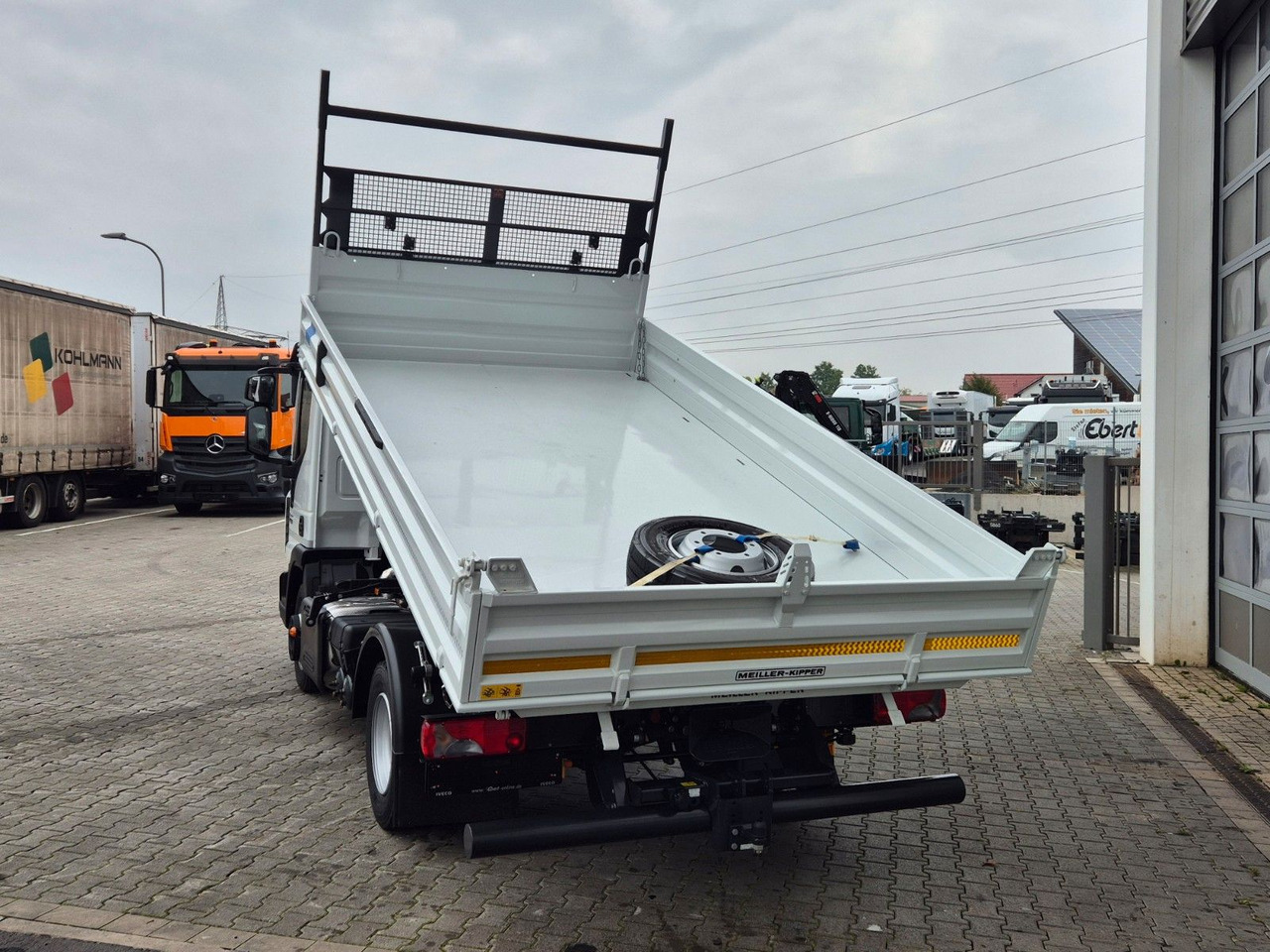 Leasing  Iveco Eurocargo ML80E21 Meiller Kipper 2x AHK 3 Sitze Iveco Eurocargo ML80E21 Meiller Kipper 2x AHK 3 Sitze: afbeelding 28 Leasing  Iveco Eurocargo ML80E21 Meiller Kipper 2x AHK 3 Sitze Iveco Eurocargo ML80E21 Meiller Kipper 2x AHK 3 Sitze: afbeelding 28