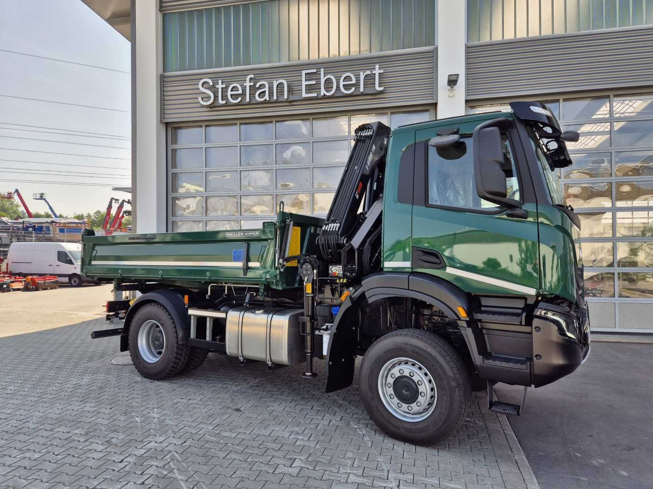 Iveco T-Way AD190T36W/P 4x4 HIAB X-HIDUO 118E-3 Funk - Kipper vrachtwagen, Kraanwagen: afbeelding 3 Iveco T-Way AD190T36W/P 4x4 HIAB X-HIDUO 118E-3 Funk - Kipper vrachtwagen, Kraanwagen: afbeelding 3