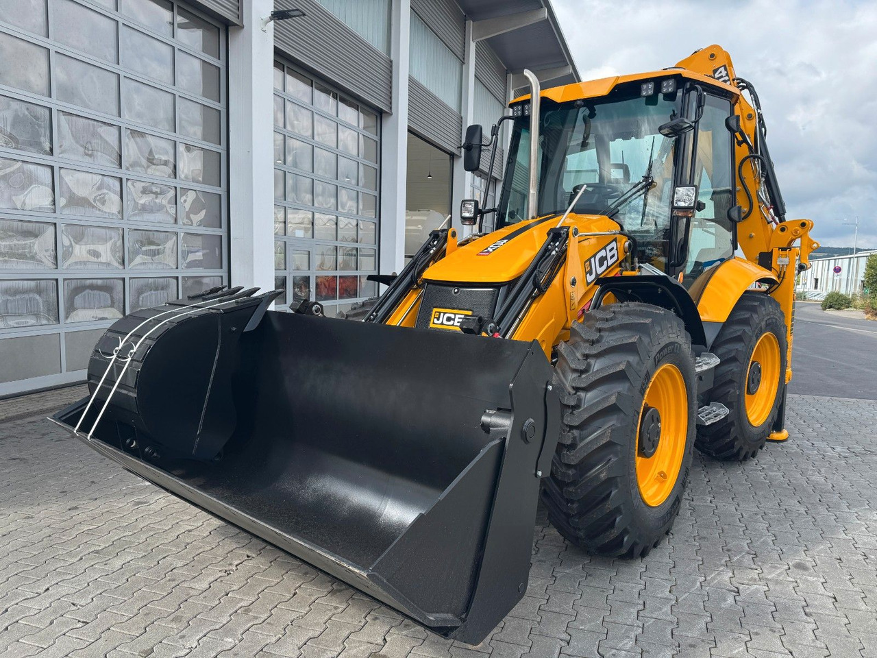 JCB 4CX Pro / Klappschaufel / Dual Drive / Neu - Graaflaadmachine: afbeelding 4 JCB 4CX Pro / Klappschaufel / Dual Drive / Neu - Graaflaadmachine: afbeelding 4