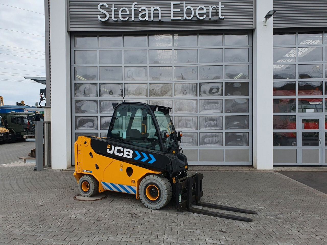 JCB TLT 35-22E Teletruck / nur 149h! / 2022 / SS - Verreiker: afbeelding 1 JCB TLT 35-22E Teletruck / nur 149h! / 2022 / SS - Verreiker: afbeelding 1