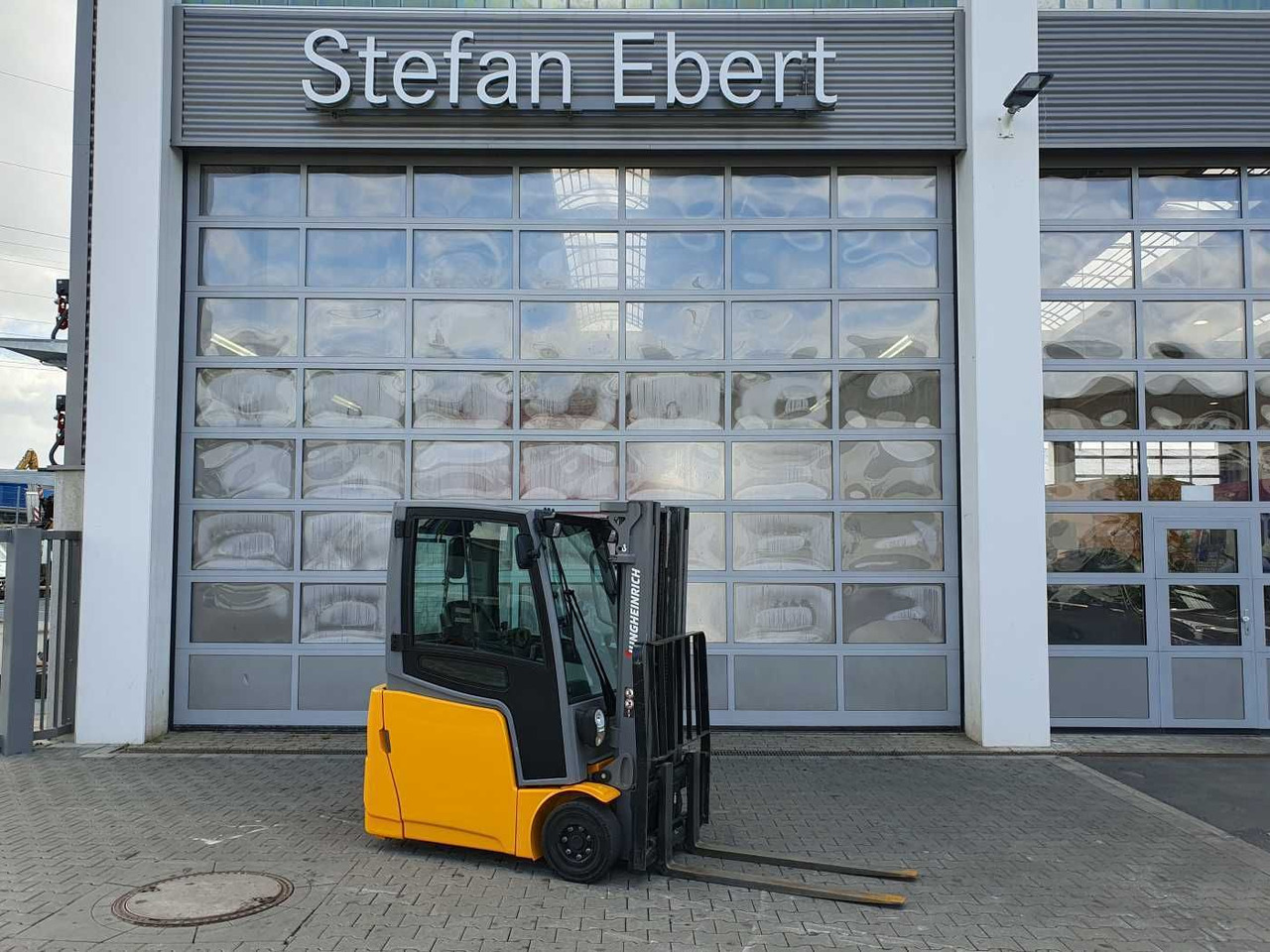 Jungheinrich EFG 215 / Triplex: 4.25m! / SS / 2.472h! / 2020 - Elektrische heftruck: afbeelding 1 Jungheinrich EFG 215 / Triplex: 4.25m! / SS / 2.472h! / 2020 - Elektrische heftruck: afbeelding 1
