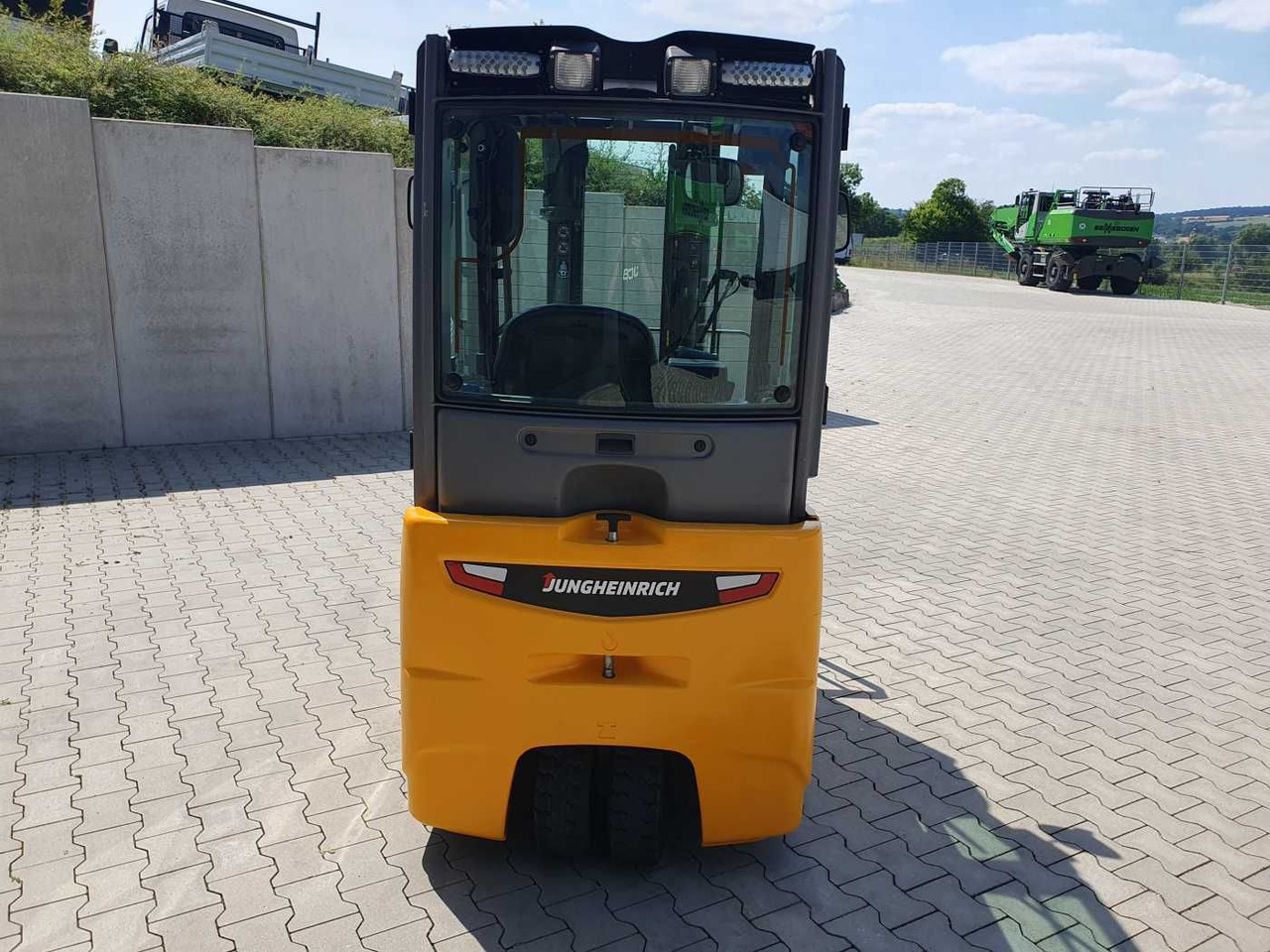 Jungheinrich EFG 215 / Triplex: 4.25m! / SS / 4.166h / 2024 - Elektrische heftruck: afbeelding 5 Jungheinrich EFG 215 / Triplex: 4.25m! / SS / 4.166h / 2024 - Elektrische heftruck: afbeelding 5