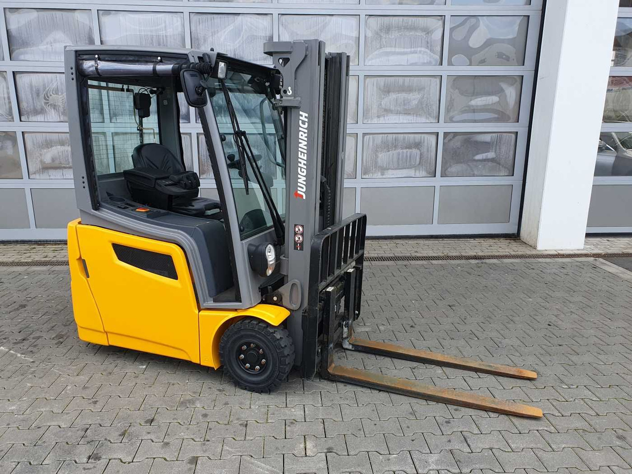 Jungheinrich EFG 215 / Triplex: 4.25m! / SS / nur 1.368h! - Elektrische heftruck: afbeelding 2 Jungheinrich EFG 215 / Triplex: 4.25m! / SS / nur 1.368h! - Elektrische heftruck: afbeelding 2