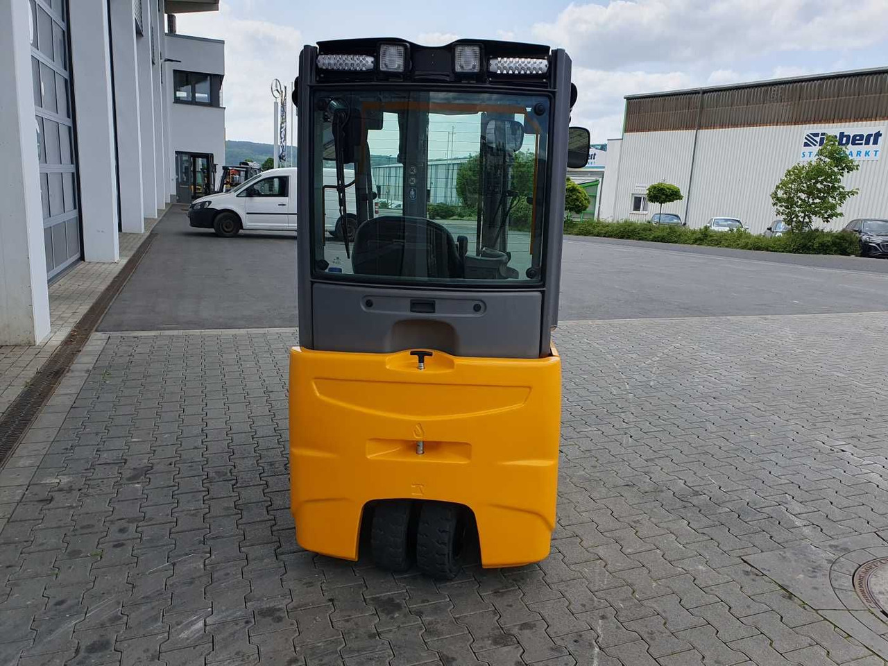 Jungheinrich EFG 215 / Triplex: 4.25m! / SS / nur 1.368h! - Elektrische heftruck: afbeelding 5 Jungheinrich EFG 215 / Triplex: 4.25m! / SS / nur 1.368h! - Elektrische heftruck: afbeelding 5