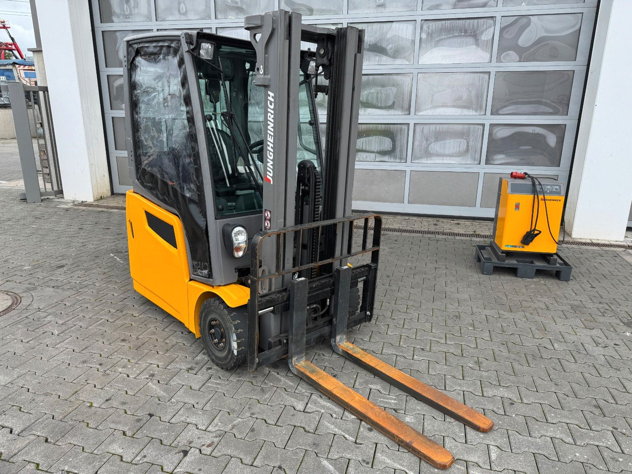 Jungheinrich EFG 215 / Triplex: 4.25m! / SS / nur 3.298h! - Elektrische heftruck: afbeelding 3 Jungheinrich EFG 215 / Triplex: 4.25m! / SS / nur 3.298h! - Elektrische heftruck: afbeelding 3