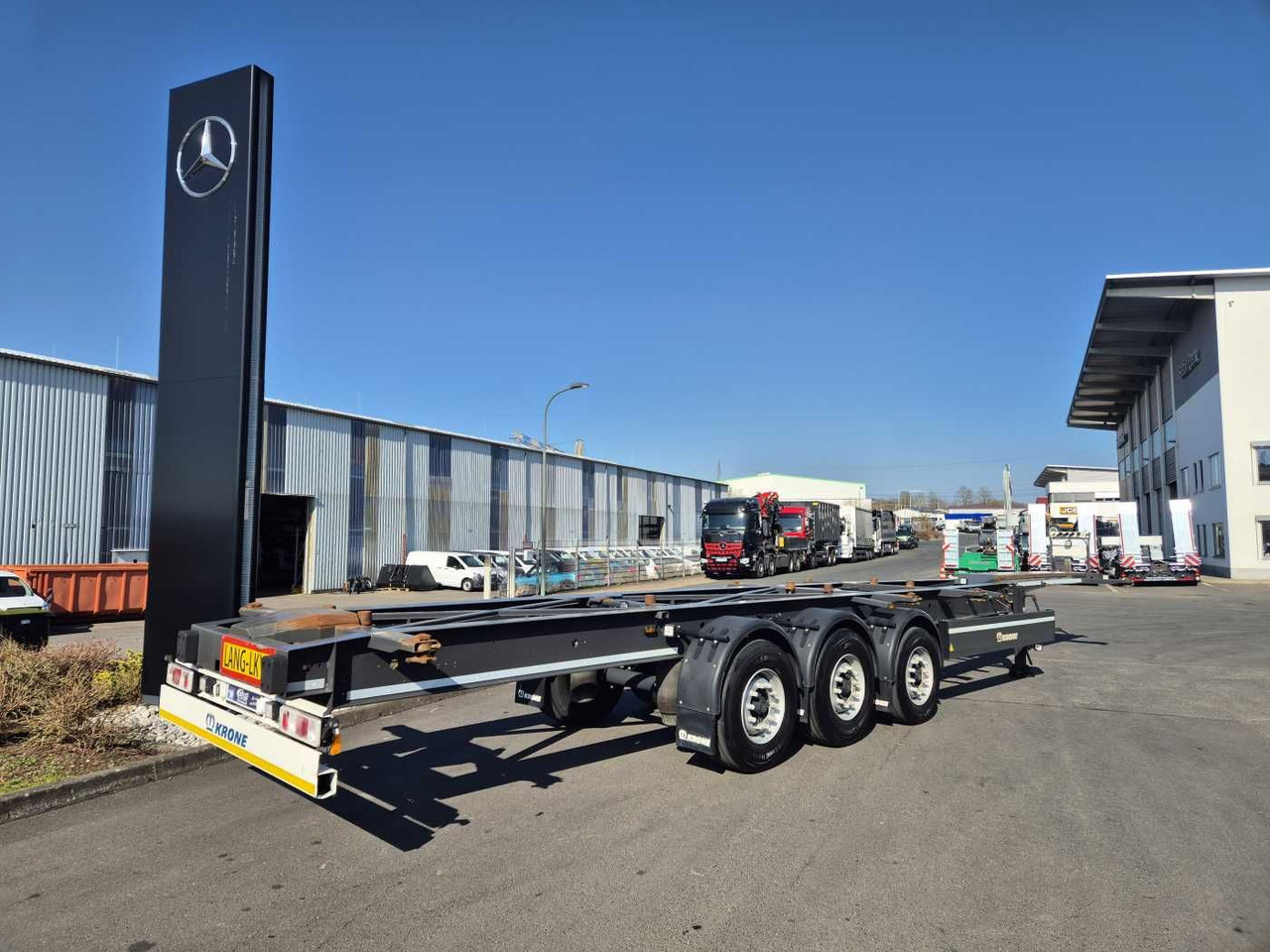 Krone SD BDF BPW-Achsen Liftachse mitte Container - Containertransporter/ Wissellaadbak oplegger: afbeelding 1 Krone SD BDF BPW-Achsen Liftachse mitte Container - Containertransporter/ Wissellaadbak oplegger: afbeelding 1