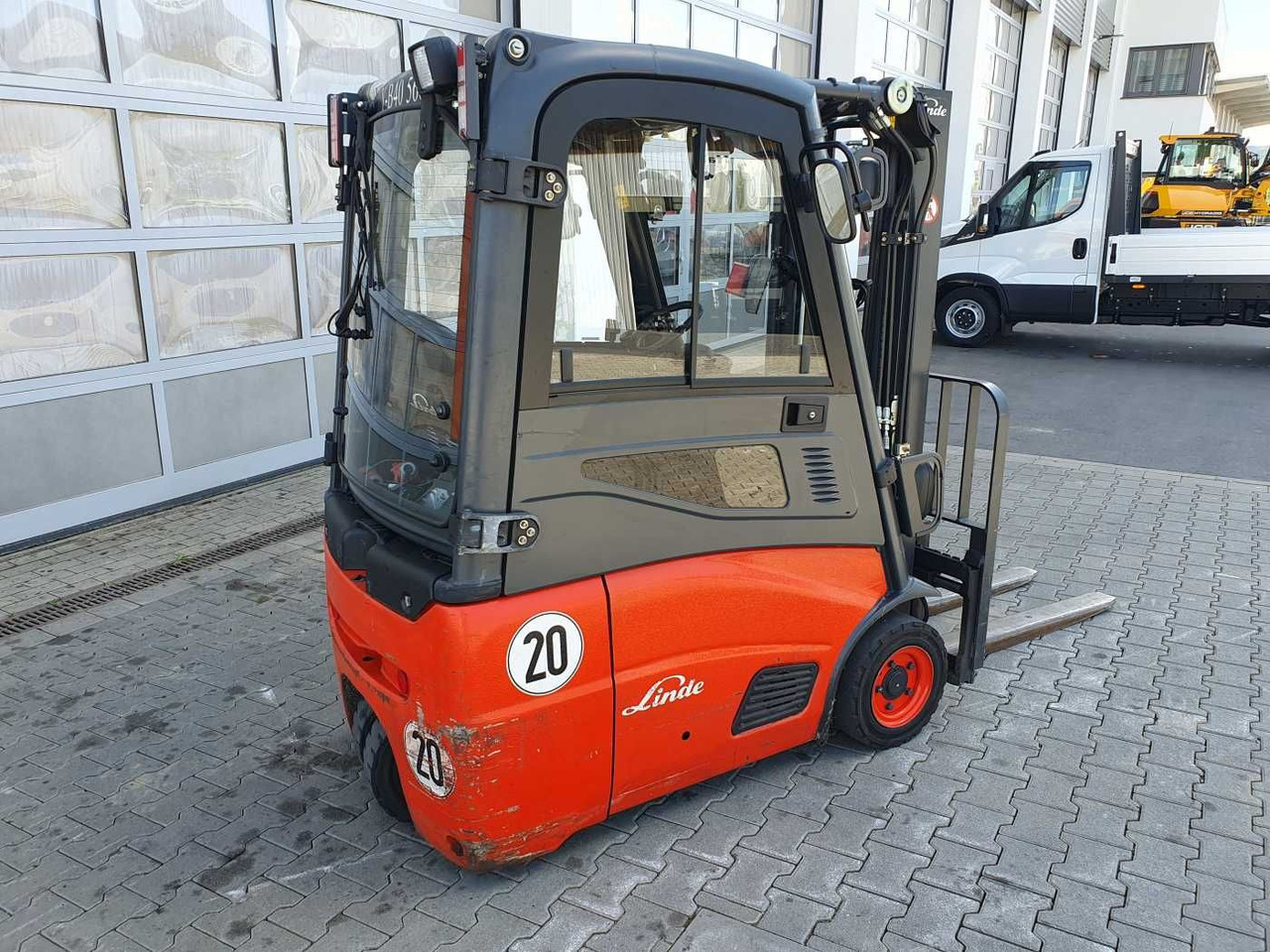 Linde E14 - 01 / Triplex: 4.00m! / SS / nur 3.405h! - Elektrische heftruck: afbeelding 4 Linde E14 - 01 / Triplex: 4.00m! / SS / nur 3.405h! - Elektrische heftruck: afbeelding 4