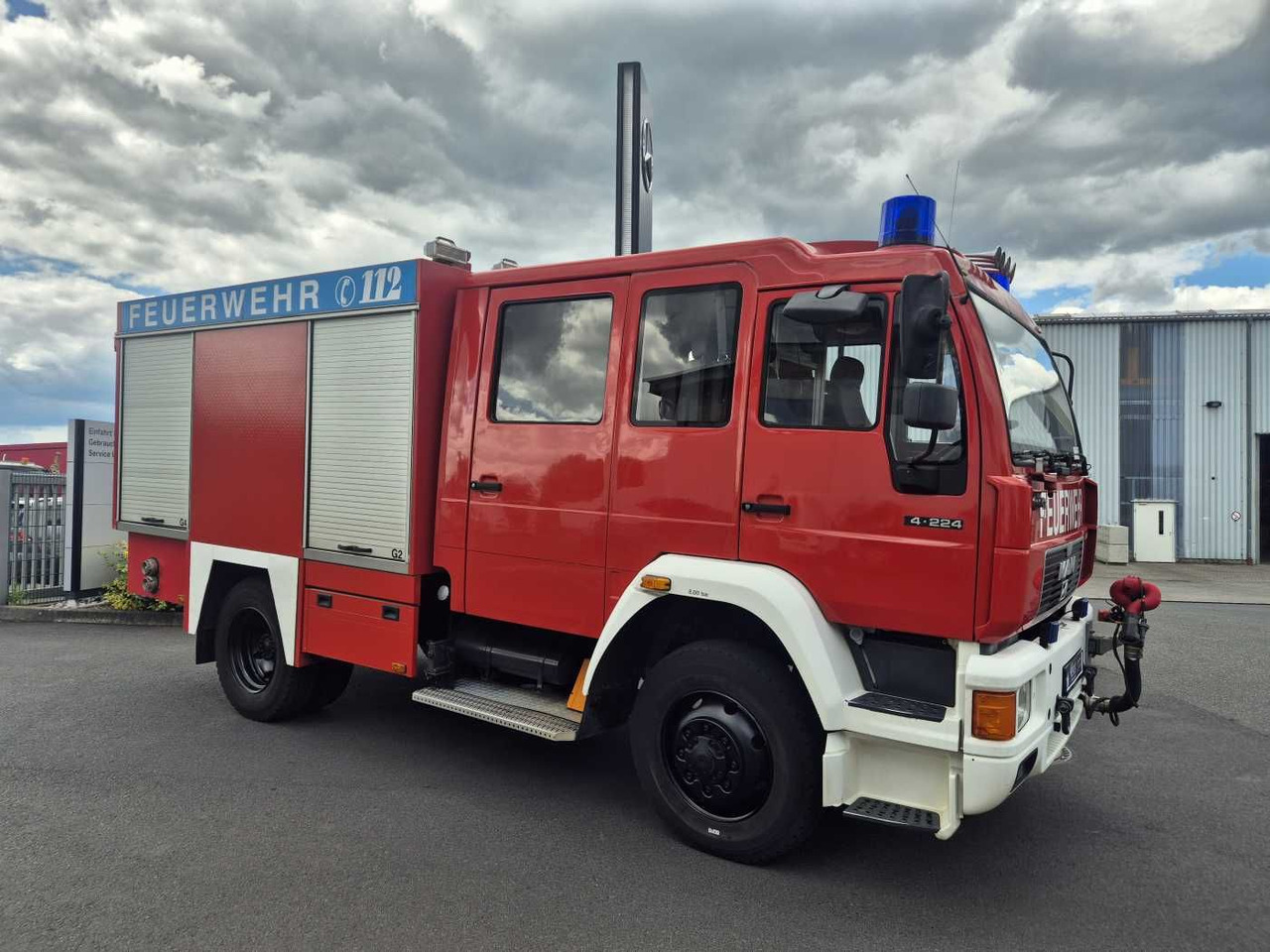 MAN 14.224 4x4 TLF 16/29 Tanklöschfahrzeug Feuerwehr - Tankwagen: afbeelding 4 MAN 14.224 4x4 TLF 16/29 Tanklöschfahrzeug Feuerwehr - Tankwagen: afbeelding 4