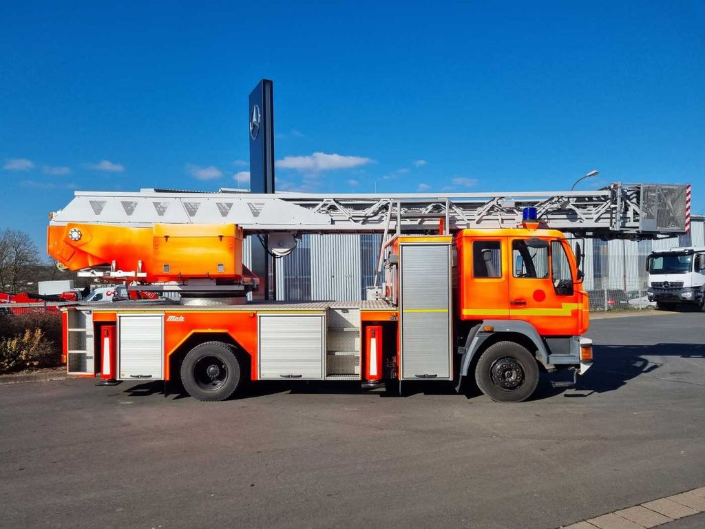 MAN 15.284LC Metz DLK 23-12 Feuerwehr Drehleiter - Kraanwagen: afbeelding 5 MAN 15.284LC Metz DLK 23-12 Feuerwehr Drehleiter - Kraanwagen: afbeelding 5
