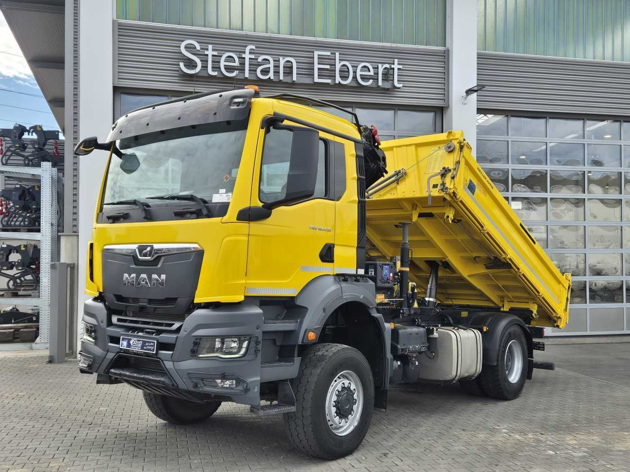 MAN TGS 18.430 4x4 BL Kran HMF 1130K-RCS Funk AHK - Kraanwagen: afbeelding 2 MAN TGS 18.430 4x4 BL Kran HMF 1130K-RCS Funk AHK - Kraanwagen: afbeelding 2