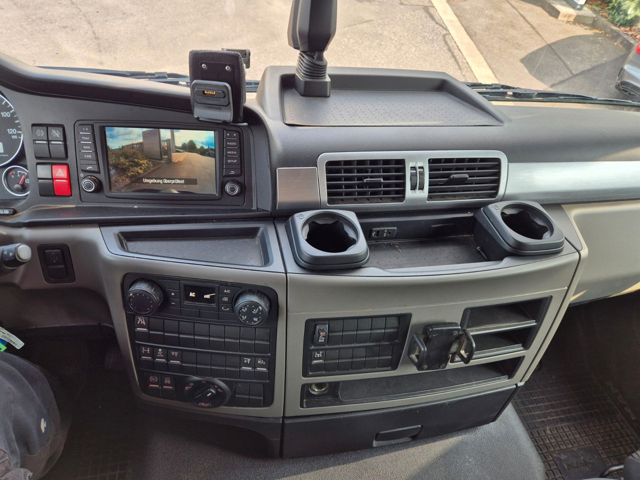 Leasing  MAN TGS 26.420 6x2-4 LL Hiab 177K PRO 2 Stück MAN TGS 26.420 6x2-4 LL Hiab 177K PRO 2 Stück: afbeelding 21