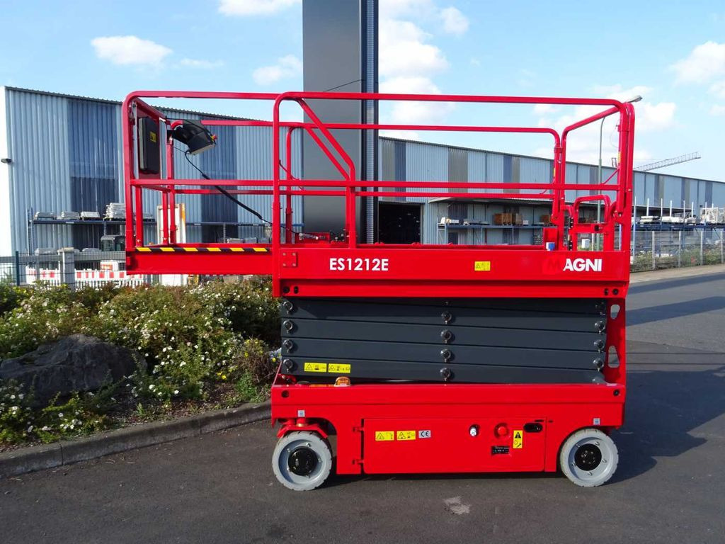 Magni ES1212E Scherenbühne // 12m Arbeitshöhe - Schaarlift: afbeelding 4 Magni ES1212E Scherenbühne // 12m Arbeitshöhe - Schaarlift: afbeelding 4