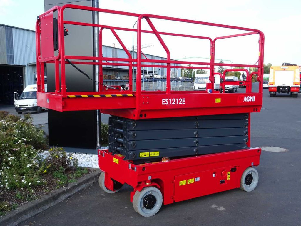 Magni ES1212E Scherenbühne // 12m Arbeitshöhe - Schaarlift: afbeelding 2 Magni ES1212E Scherenbühne // 12m Arbeitshöhe - Schaarlift: afbeelding 2