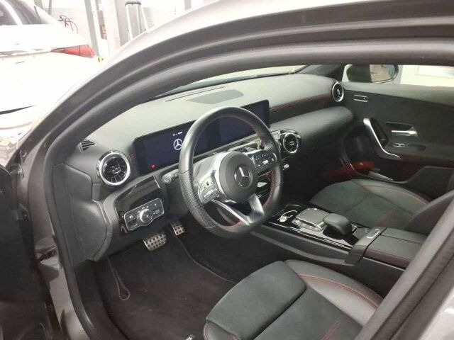 Mercedes-Benz A 180 AMG+LED+IHC+RFK+TotWinkel+SFIntegration - Personenwagen: afbeelding 3 Mercedes-Benz A 180 AMG+LED+IHC+RFK+TotWinkel+SFIntegration - Personenwagen: afbeelding 3