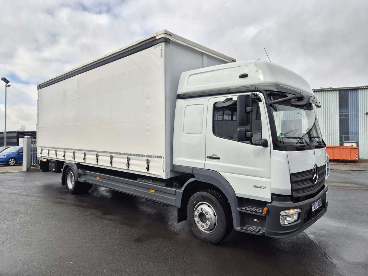 Mercedes-Benz Atego 1527 L L-Haus LBW Palfinger 1.500kg 2 Bett - Schuifzeilen vrachtwagen: afbeelding 2 Mercedes-Benz Atego 1527 L L-Haus LBW Palfinger 1.500kg 2 Bett - Schuifzeilen vrachtwagen: afbeelding 2