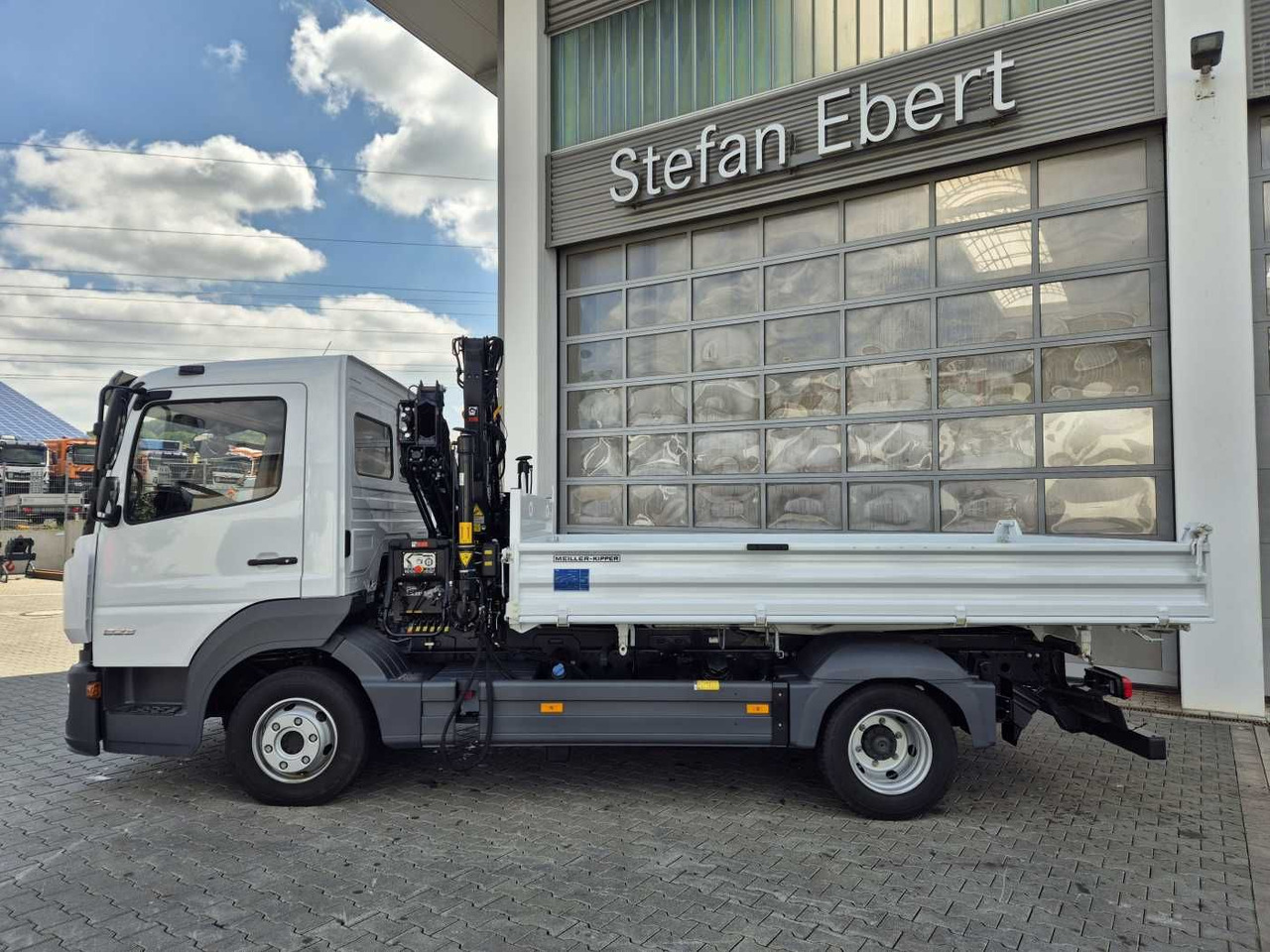 Mercedes-Benz Atego 823 KK Kipper+Kran+Funk+Greifersteuerung - Kipper bestelwagen: afbeelding 4 Mercedes-Benz Atego 823 KK Kipper+Kran+Funk+Greifersteuerung - Kipper bestelwagen: afbeelding 4