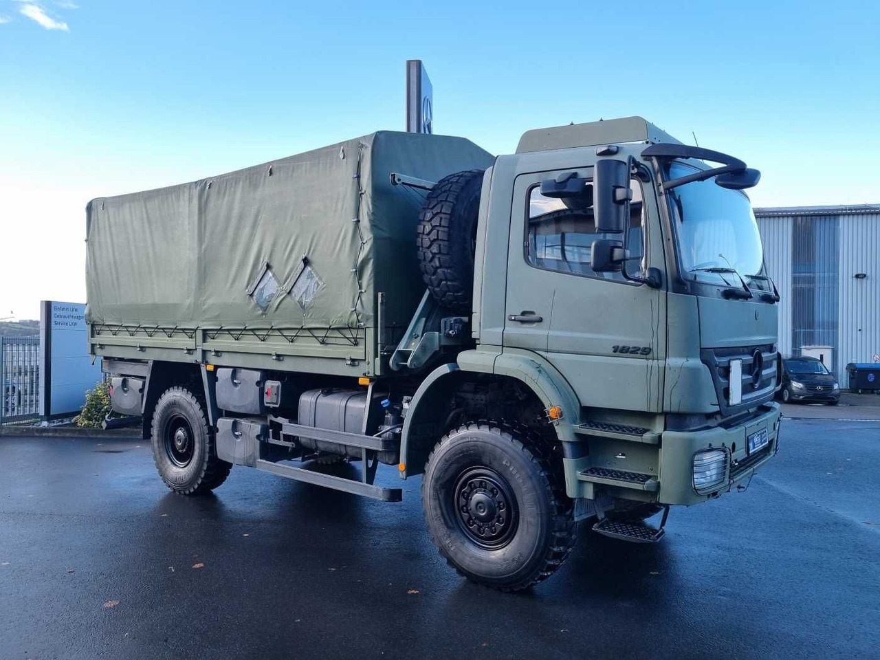 Mercedes-Benz Axor 1829 A 4x4 Pritsche/Plane 10 Stück - Schuifzeilen vrachtwagen: afbeelding 5 Mercedes-Benz Axor 1829 A 4x4 Pritsche/Plane 10 Stück - Schuifzeilen vrachtwagen: afbeelding 5