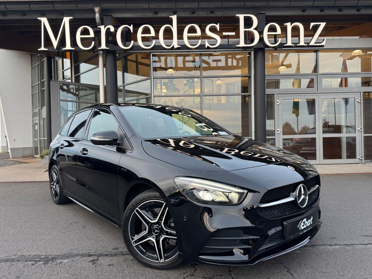 Mercedes-Benz B 250e Edition2020+AMG+Ambiente+Night+LED - Sedan: afbeelding 1 Mercedes-Benz B 250e Edition2020+AMG+Ambiente+Night+LED - Sedan: afbeelding 1