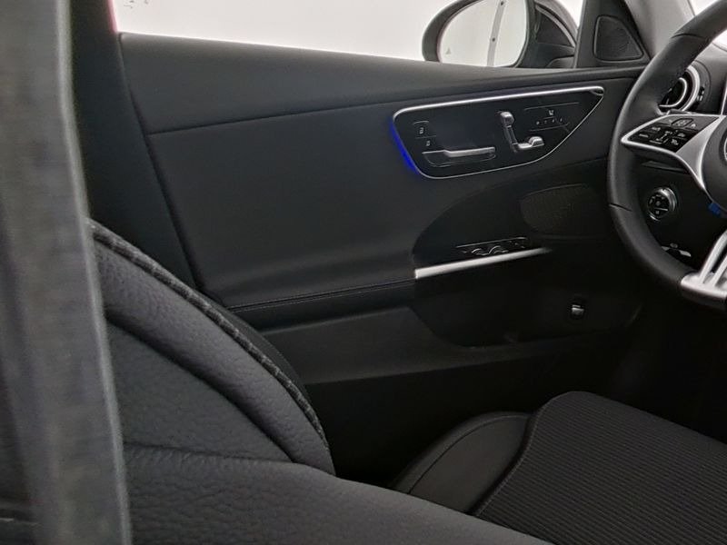 Mercedes-Benz C 180 9G Avantgarde Memory+Distr+ 360°+Keyless+L - Personenwagen: afbeelding 5 Mercedes-Benz C 180 9G Avantgarde Memory+Distr+ 360°+Keyless+L - Personenwagen: afbeelding 5