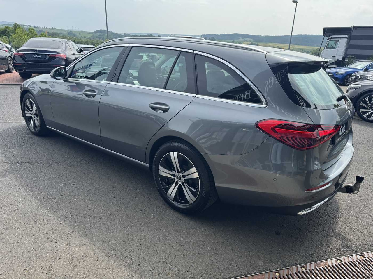 Mercedes-Benz C 220 d T 4M Pano+AHK+Distr+STDH+360+HUD - Personenwagen: afbeelding 3 Mercedes-Benz C 220 d T 4M Pano+AHK+Distr+STDH+360+HUD - Personenwagen: afbeelding 3
