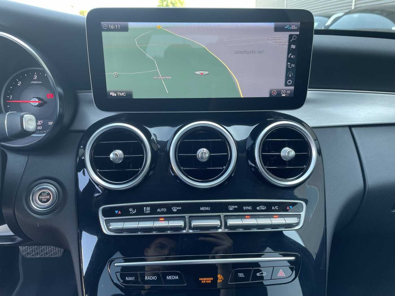 Personenwagen Mercedes-Benz C 220 d T 9G Avantgarde R-Kamera+AHK +Burmester+: afbeelding 13