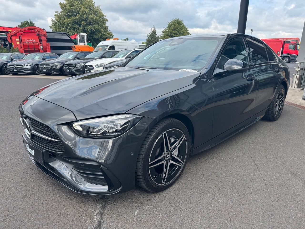 Mercedes-Benz C 400e 4M AMG+HUD+RFK+TotW+Ambiente+Night - Sedan: afbeelding 3 Mercedes-Benz C 400e 4M AMG+HUD+RFK+TotW+Ambiente+Night - Sedan: afbeelding 3