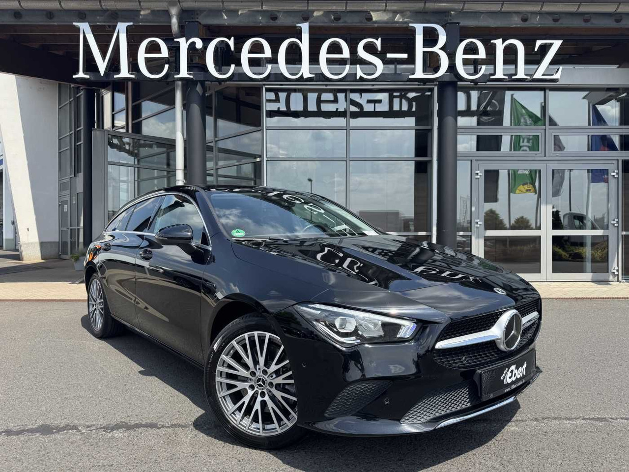 Mercedes-Benz CLA 250e Shooting Brake DistrPlus+RFK+Augment+LE - Stationwagen: afbeelding 1 Mercedes-Benz CLA 250e Shooting Brake DistrPlus+RFK+Augment+LE - Stationwagen: afbeelding 1