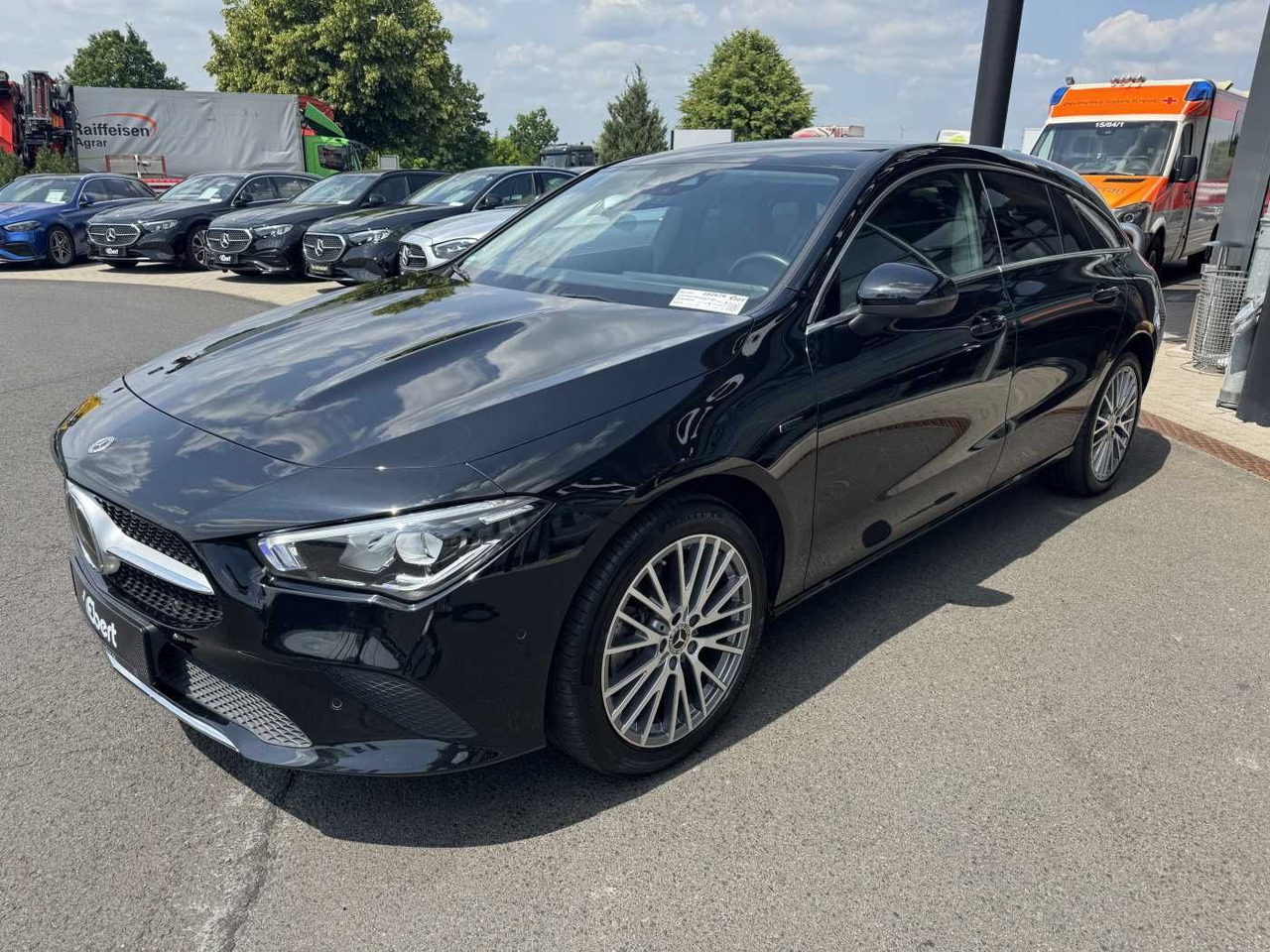 Mercedes-Benz CLA 250e Shooting Brake DistrPlus+RFK+Augment+LE - Stationwagen: afbeelding 2 Mercedes-Benz CLA 250e Shooting Brake DistrPlus+RFK+Augment+LE - Stationwagen: afbeelding 2