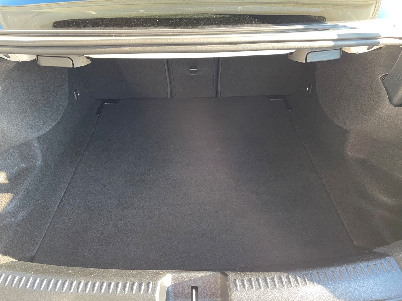 Mercedes-Benz CLA 35 AMG Aero+TotW+R-Kamera+Ambiente - Coupé: afbeelding 5 Mercedes-Benz CLA 35 AMG Aero+TotW+R-Kamera+Ambiente - Coupé: afbeelding 5