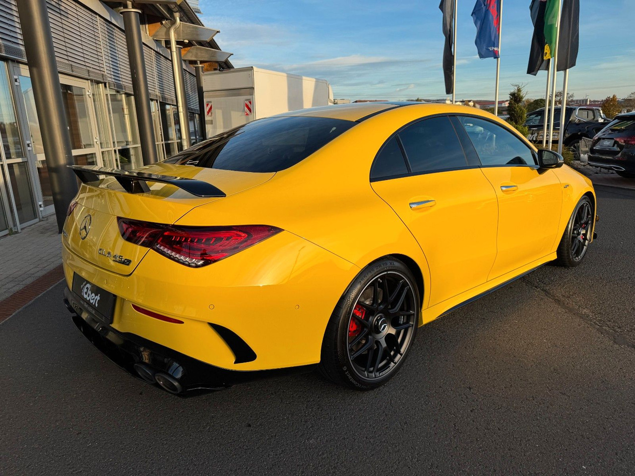 Mercedes-Benz CLA 45 AMG+Aerodynamic+Pano+Burm+Multikontur+ - Coupé: afbeelding 4 Mercedes-Benz CLA 45 AMG+Aerodynamic+Pano+Burm+Multikontur+ - Coupé: afbeelding 4