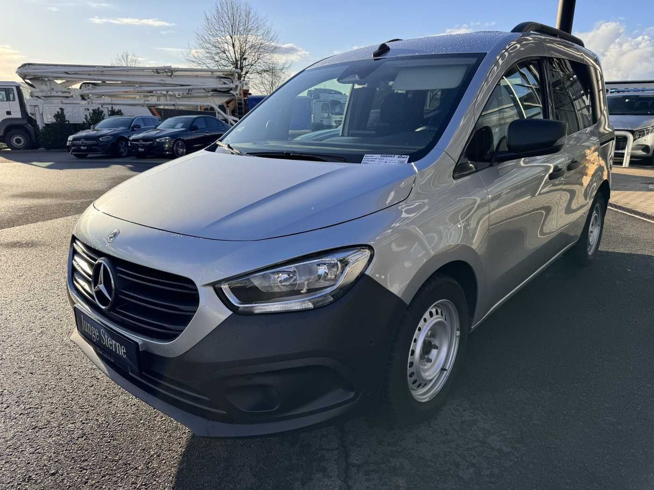 Mercedes-Benz Citan 110 CDI Tourer Klima AHK Kamera MBUX Tempo - Personenvervoer: afbeelding 3 Mercedes-Benz Citan 110 CDI Tourer Klima AHK Kamera MBUX Tempo - Personenvervoer: afbeelding 3