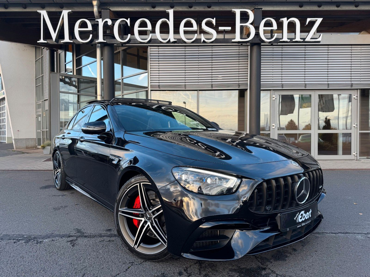 Mercedes-Benz E 63 AMG S Pano+Burm+AirM+HUD+360+uvm. - Sedan: afbeelding 1 Mercedes-Benz E 63 AMG S Pano+Burm+AirM+HUD+360+uvm. - Sedan: afbeelding 1