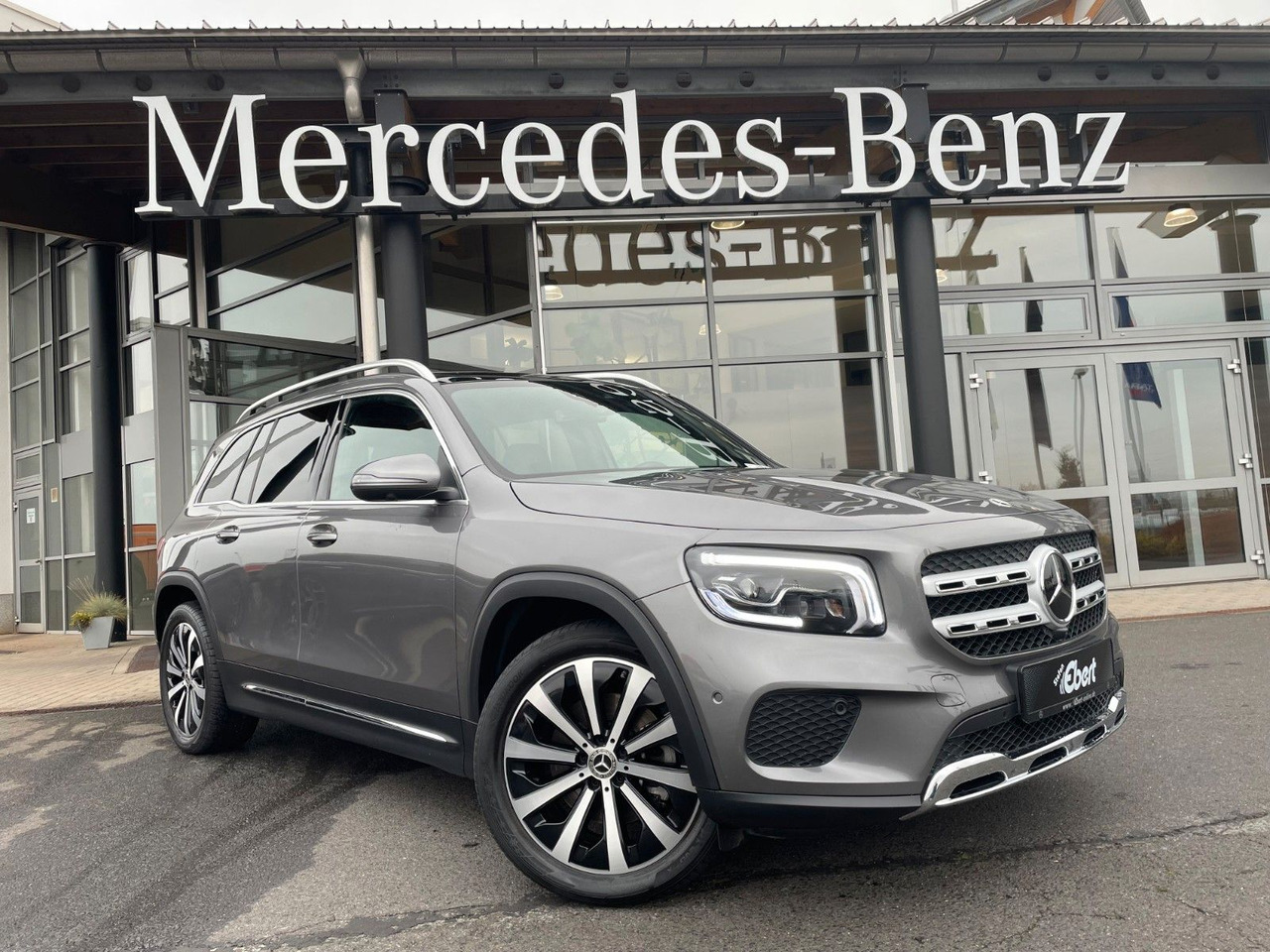 Mercedes-Benz GLB 220 d 4MATIC Progressive AHK+Memory+Pano+360 - SUV: afbeelding 1 Mercedes-Benz GLB 220 d 4MATIC Progressive AHK+Memory+Pano+360 - SUV: afbeelding 1
