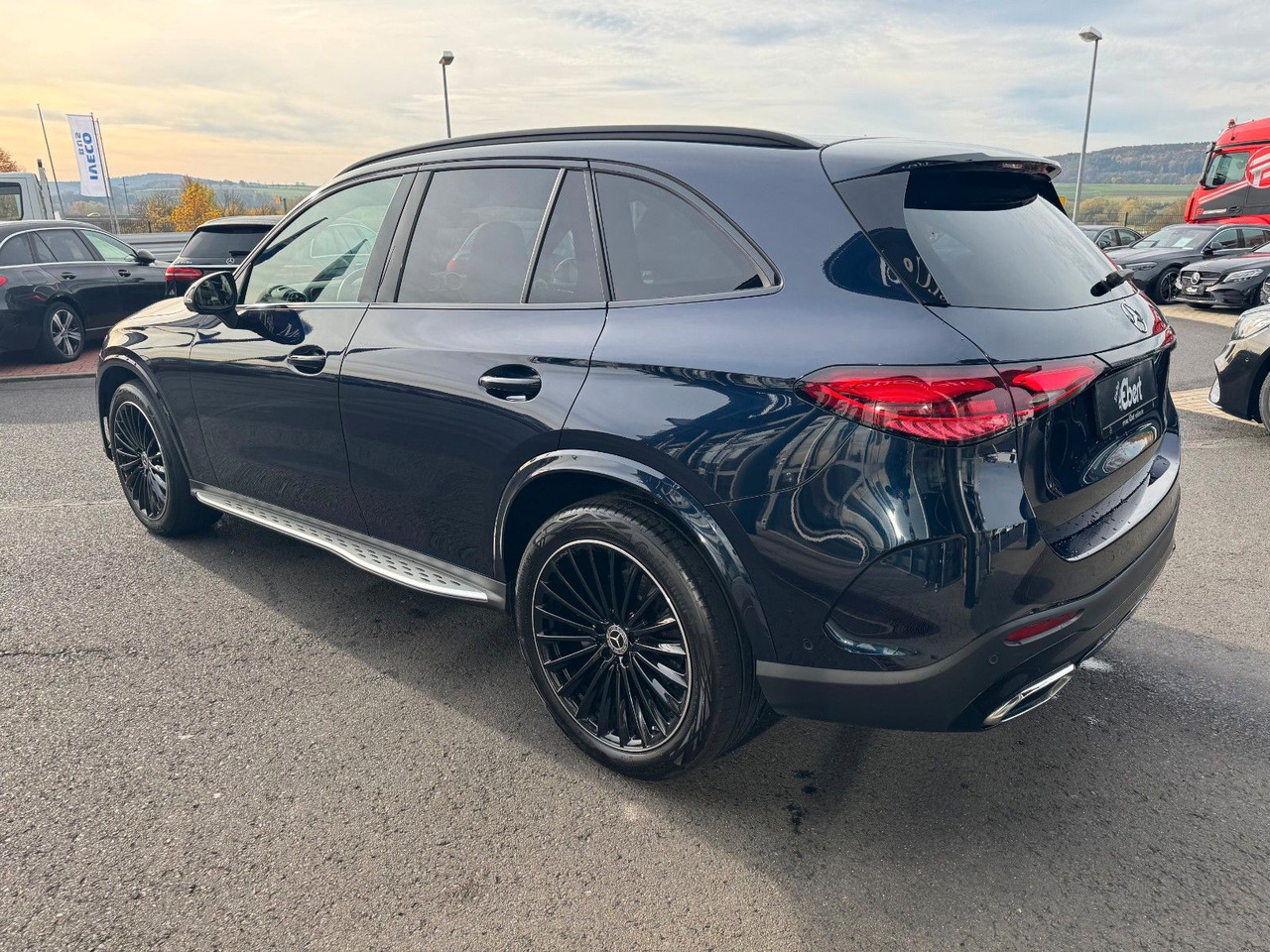 Mercedes-Benz GLC 300 4M+AMG+Pano+Burm+360+Memory - SUV: afbeelding 3 Mercedes-Benz GLC 300 4M+AMG+Pano+Burm+360+Memory - SUV: afbeelding 3