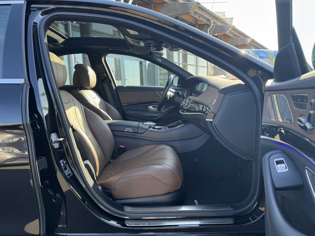 Mercedes-Benz S 400d 4M AMG+Pano+Burm+Distr+Massage+ HUD - Sedan: afbeelding 5 Mercedes-Benz S 400d 4M AMG+Pano+Burm+Distr+Massage+ HUD - Sedan: afbeelding 5