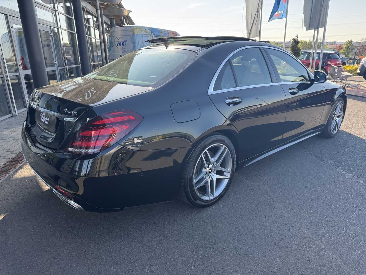 Mercedes-Benz S 400d 4M AMG+Pano+Burm+Distr+Massage+ HUD - Sedan: afbeelding 4 Mercedes-Benz S 400d 4M AMG+Pano+Burm+Distr+Massage+ HUD - Sedan: afbeelding 4