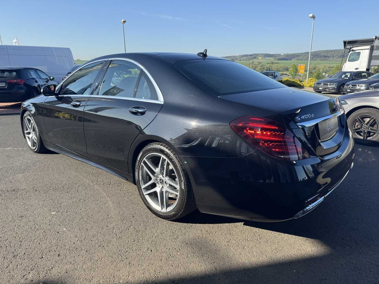 Mercedes-Benz S 400d 4M AMG+Pano+Burm+Distr+Massage+ HUD - Sedan: afbeelding 3 Mercedes-Benz S 400d 4M AMG+Pano+Burm+Distr+Massage+ HUD - Sedan: afbeelding 3