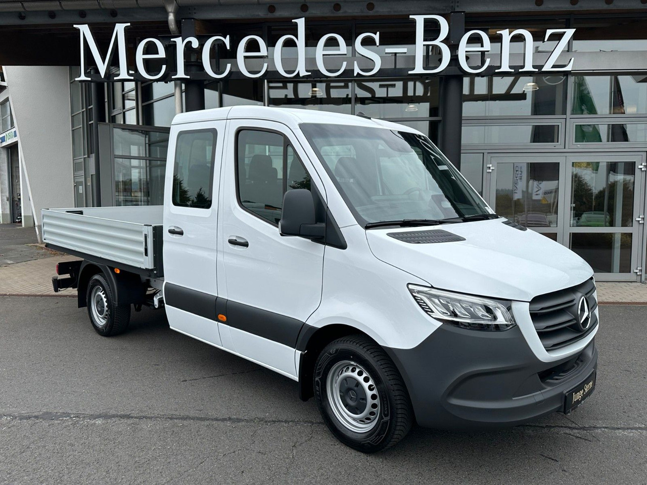 Mercedes-Benz Sprinter 317 CDI 3665 9G DoKa AHK Klima - Bestelwagen open laadbak, Bestelwagen met dubbele cabine: afbeelding 1 Mercedes-Benz Sprinter 317 CDI 3665 9G DoKa AHK Klima - Bestelwagen open laadbak, Bestelwagen met dubbele cabine: afbeelding 1