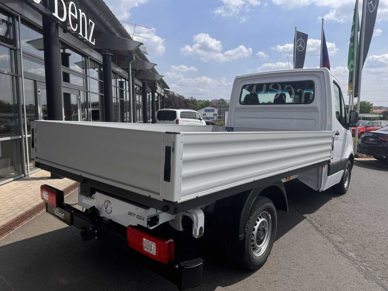 Mercedes-Benz Sprinter 317 CDI 9G 3665 Klima Kamera AHK LED - Bestelwagen open laadbak: afbeelding 4 Mercedes-Benz Sprinter 317 CDI 9G 3665 Klima Kamera AHK LED - Bestelwagen open laadbak: afbeelding 4