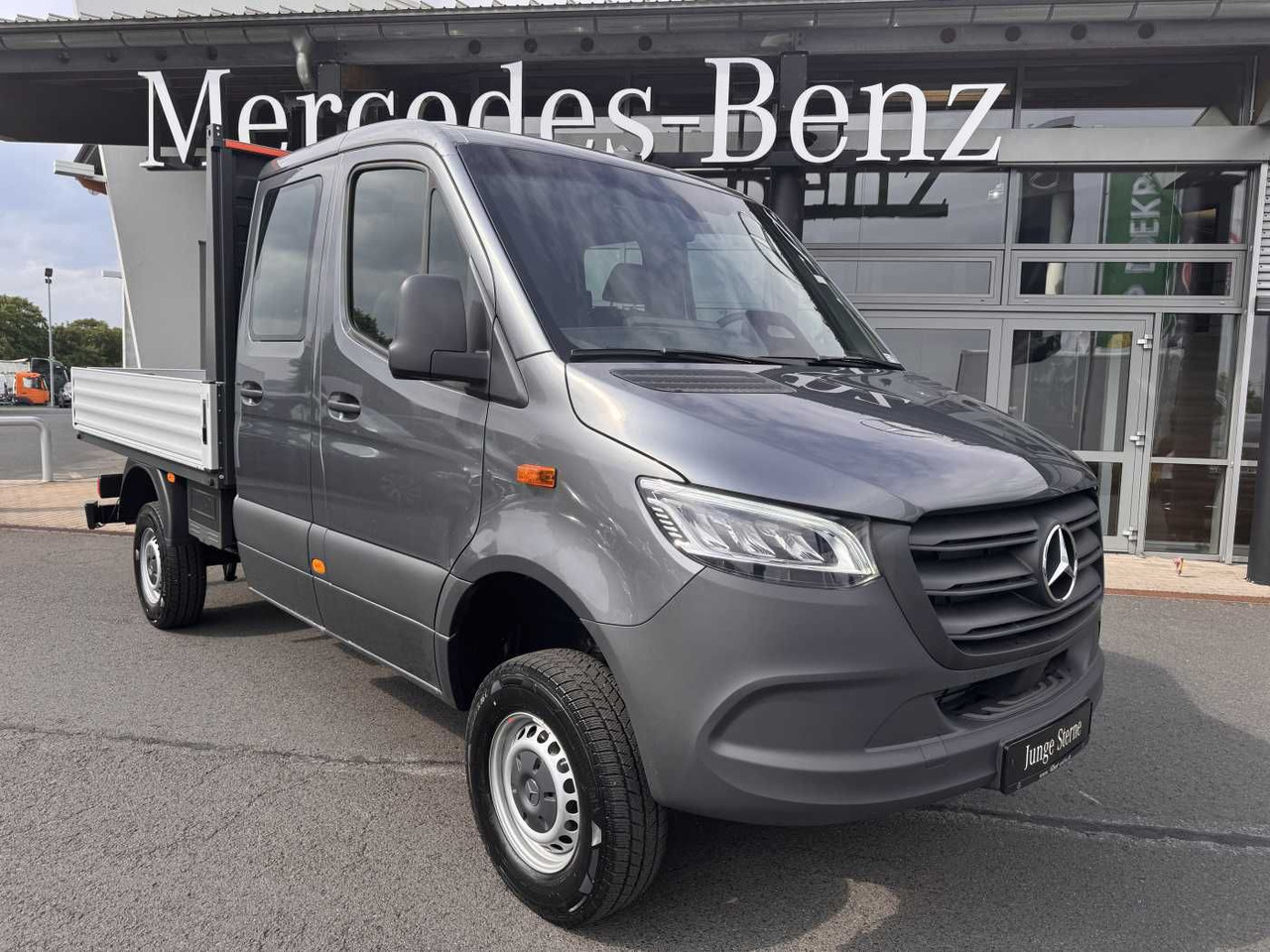 Mercedes-Benz Sprinter 319 CDI 4x4 DoKa AHK3,5 Klima Kamera - Bestelwagen open laadbak, Bestelwagen met dubbele cabine: afbeelding 1 Mercedes-Benz Sprinter 319 CDI 4x4 DoKa AHK3,5 Klima Kamera - Bestelwagen open laadbak, Bestelwagen met dubbele cabine: afbeelding 1