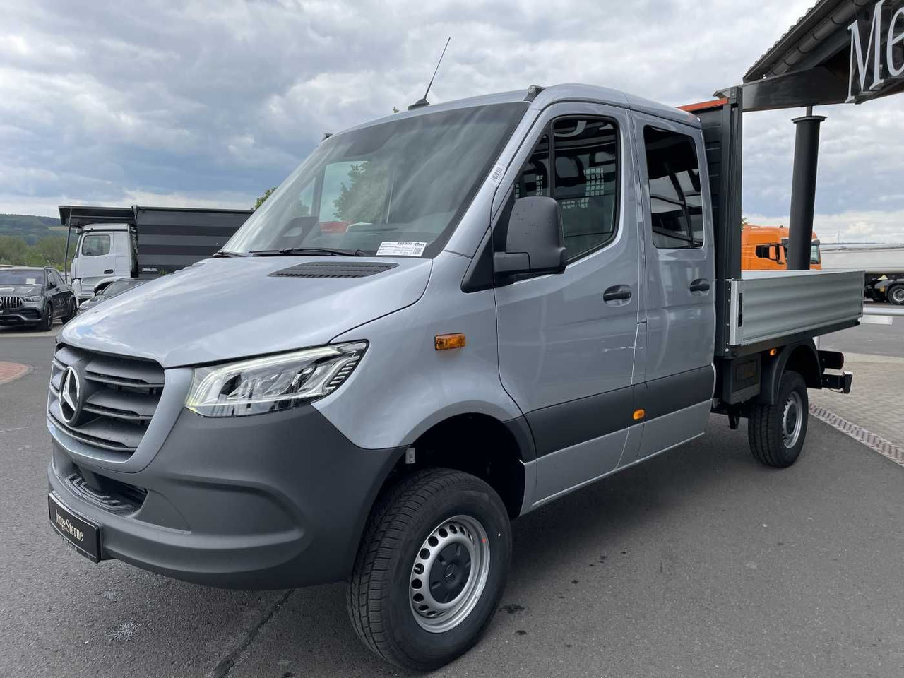 Mercedes-Benz Sprinter 319 CDI 4x4 DoKa Klima Stdheiz AHK LED - Bestelwagen open laadbak: afbeelding 3 Mercedes-Benz Sprinter 319 CDI 4x4 DoKa Klima Stdheiz AHK LED - Bestelwagen open laadbak: afbeelding 3