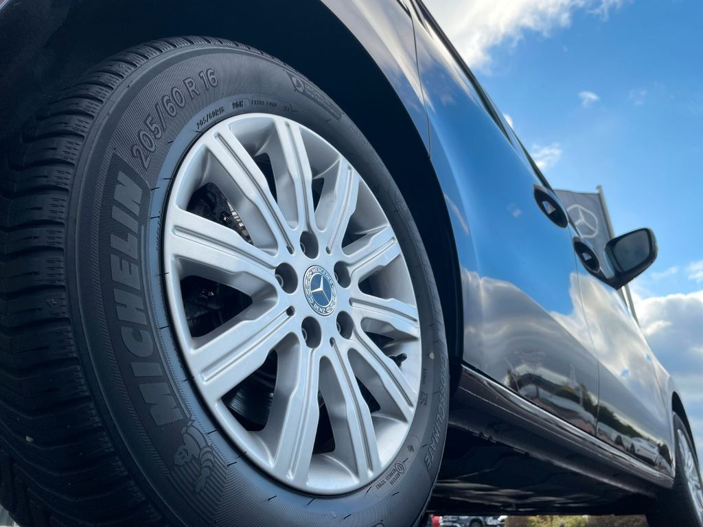 Leasing Mercedes-Benz T 180 Power Plus Autom Kamera AHK LED MBUX  Mercedes-Benz T 180 Power Plus Autom Kamera AHK LED MBUX: afbeelding 7